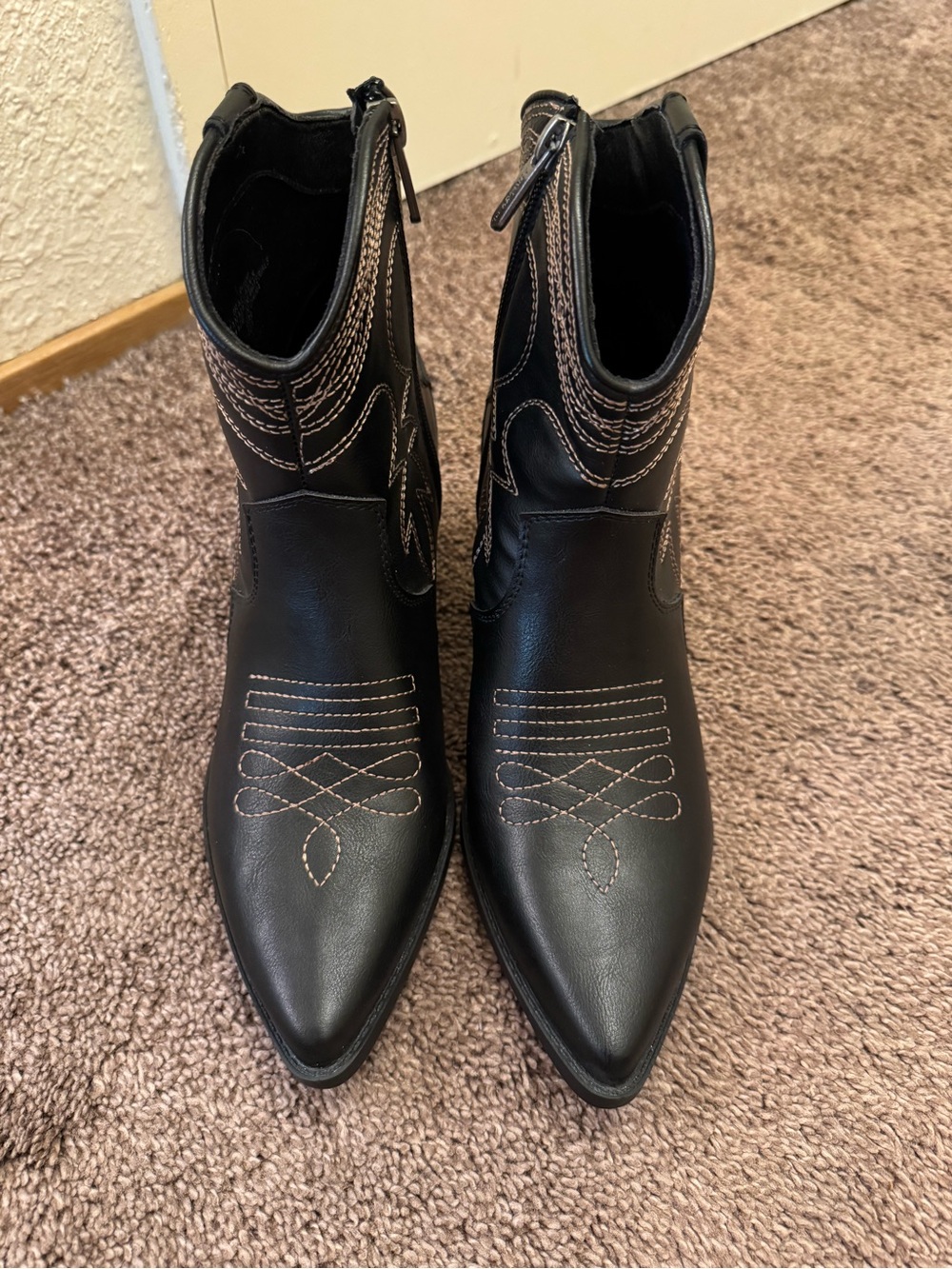 Indigo Black Pointed Toe Western Stitch Ankle Boots